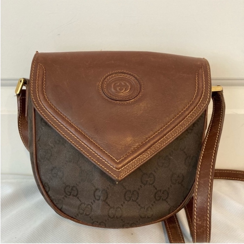 Gucci Brown Leather Crossbody Bag with Flap Closure